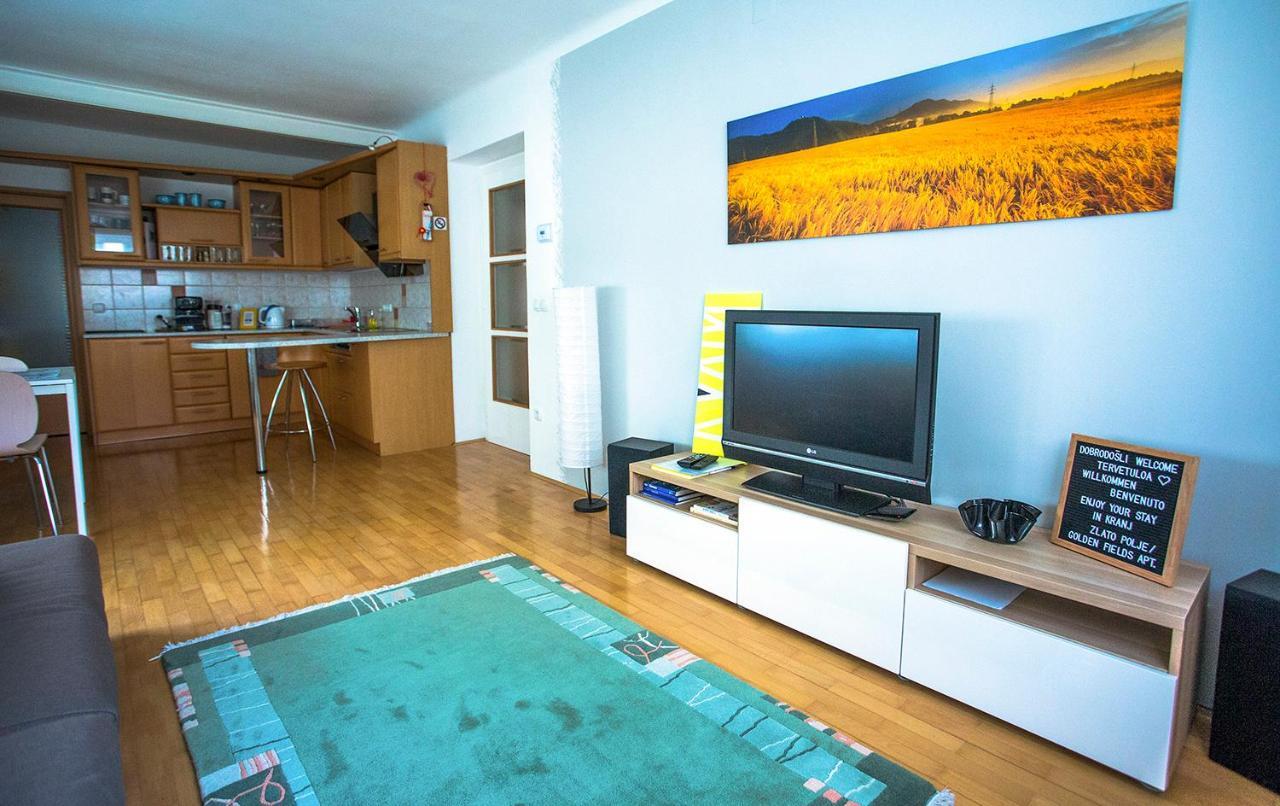 Goldenfields Apartment Kranj Exterior photo